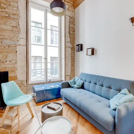 21royale Apartment *