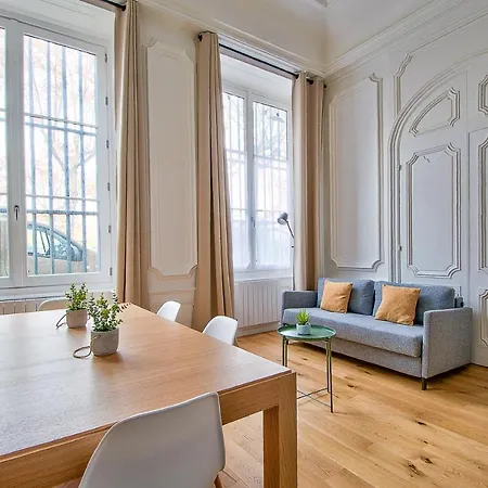 Apartment 21royale Lyon