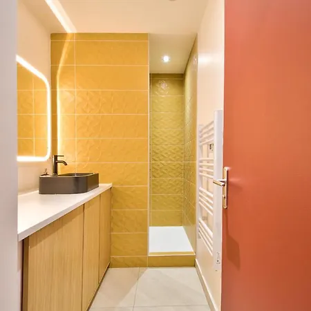 Apartment 21royale Lyon